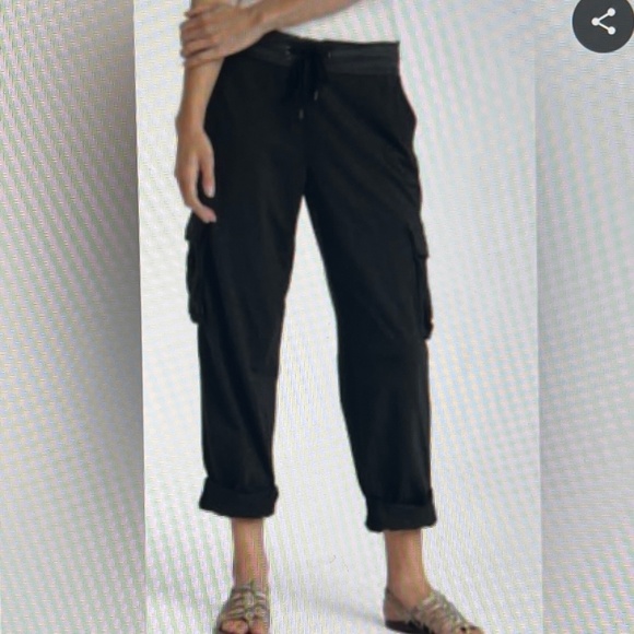 James Perse Women's Cotton Cropped Rolled Pull-On Cargo Parachute Pants Black 3 - Picture 9 of 9